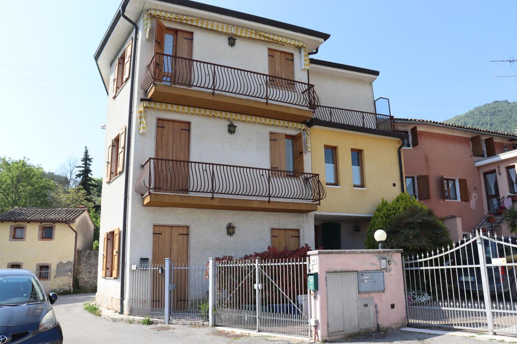 Monika Holiday 88 Astro Sul Garda Costermano Exterior photo